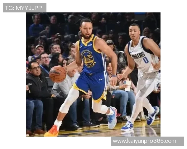 科尔盛赞巴特勒为顶级单打球员我们将围绕他与库里打造球队核心